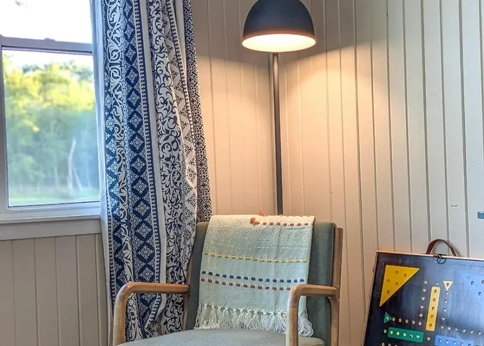 Holiday home Escape To The Riverfront Hideaway